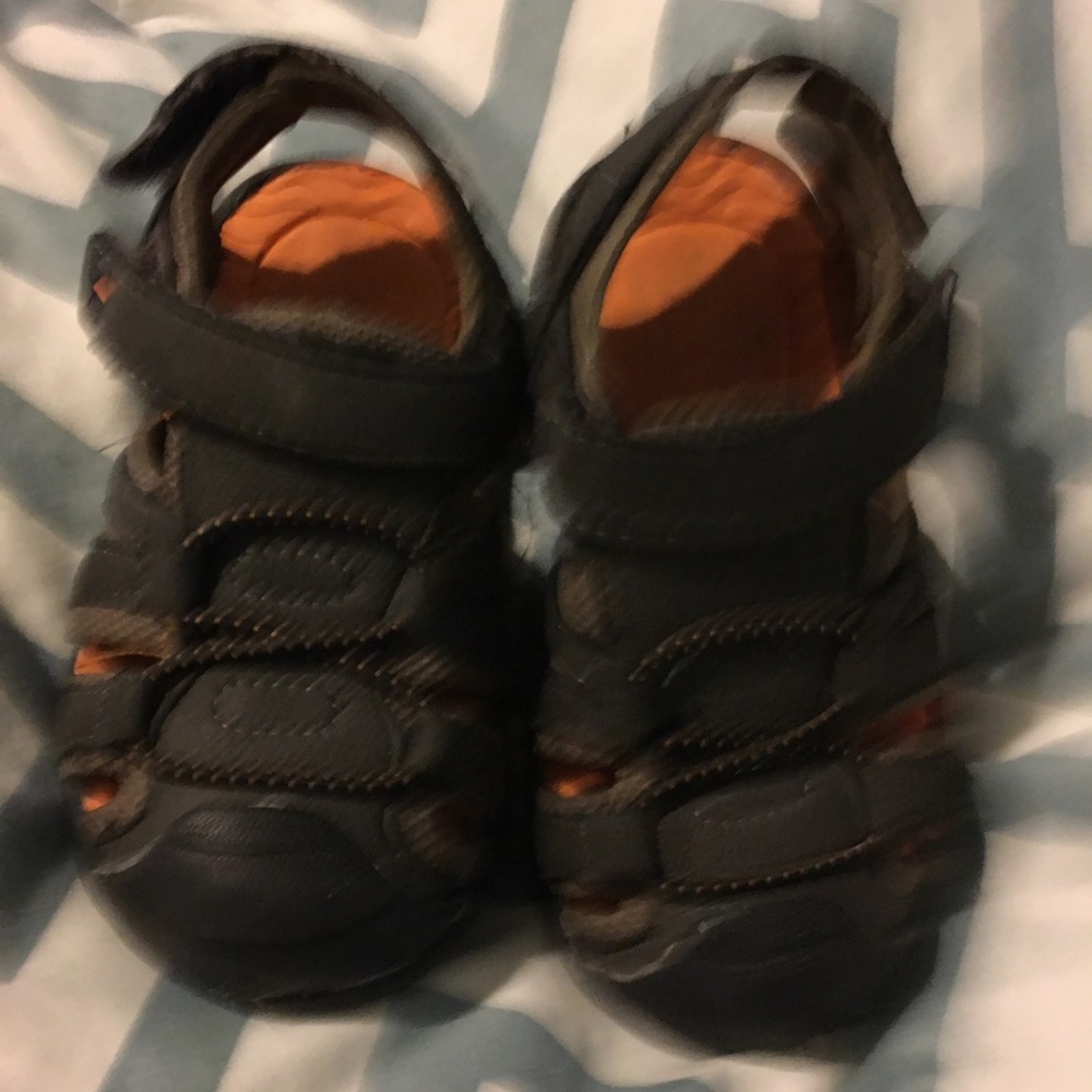 Beaver Creek toddler sandals